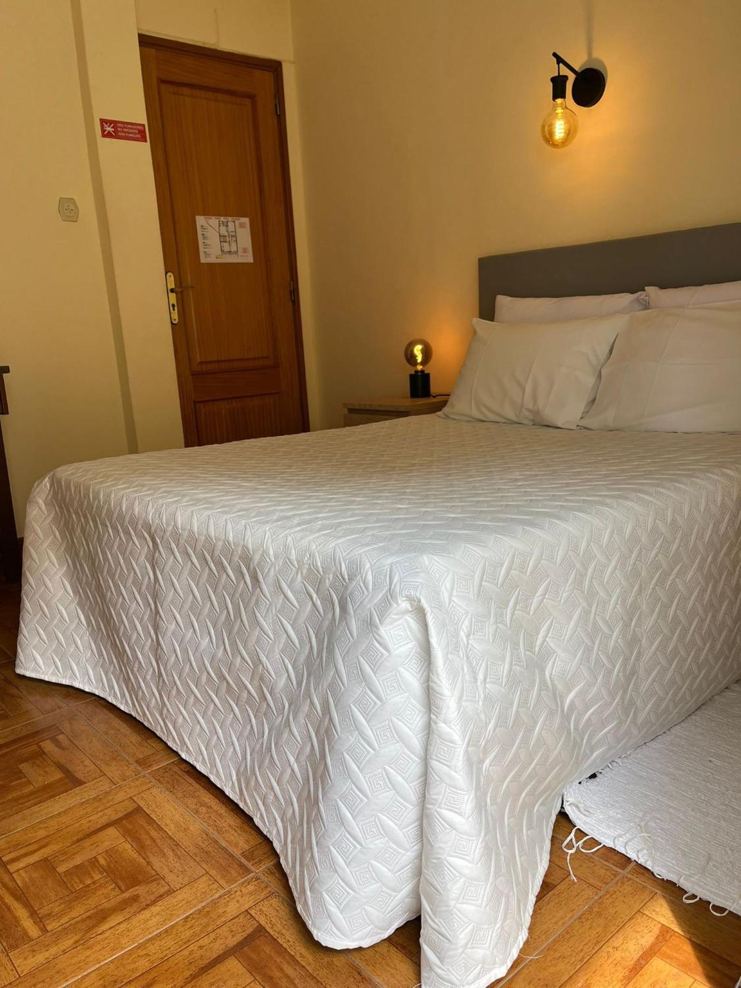 Romeu Bed and Breakfast Quarteira Εξωτερικό φωτογραφία