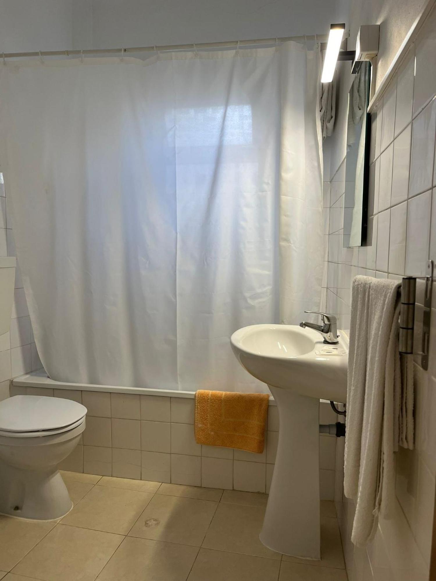Romeu Bed and Breakfast Quarteira Εξωτερικό φωτογραφία