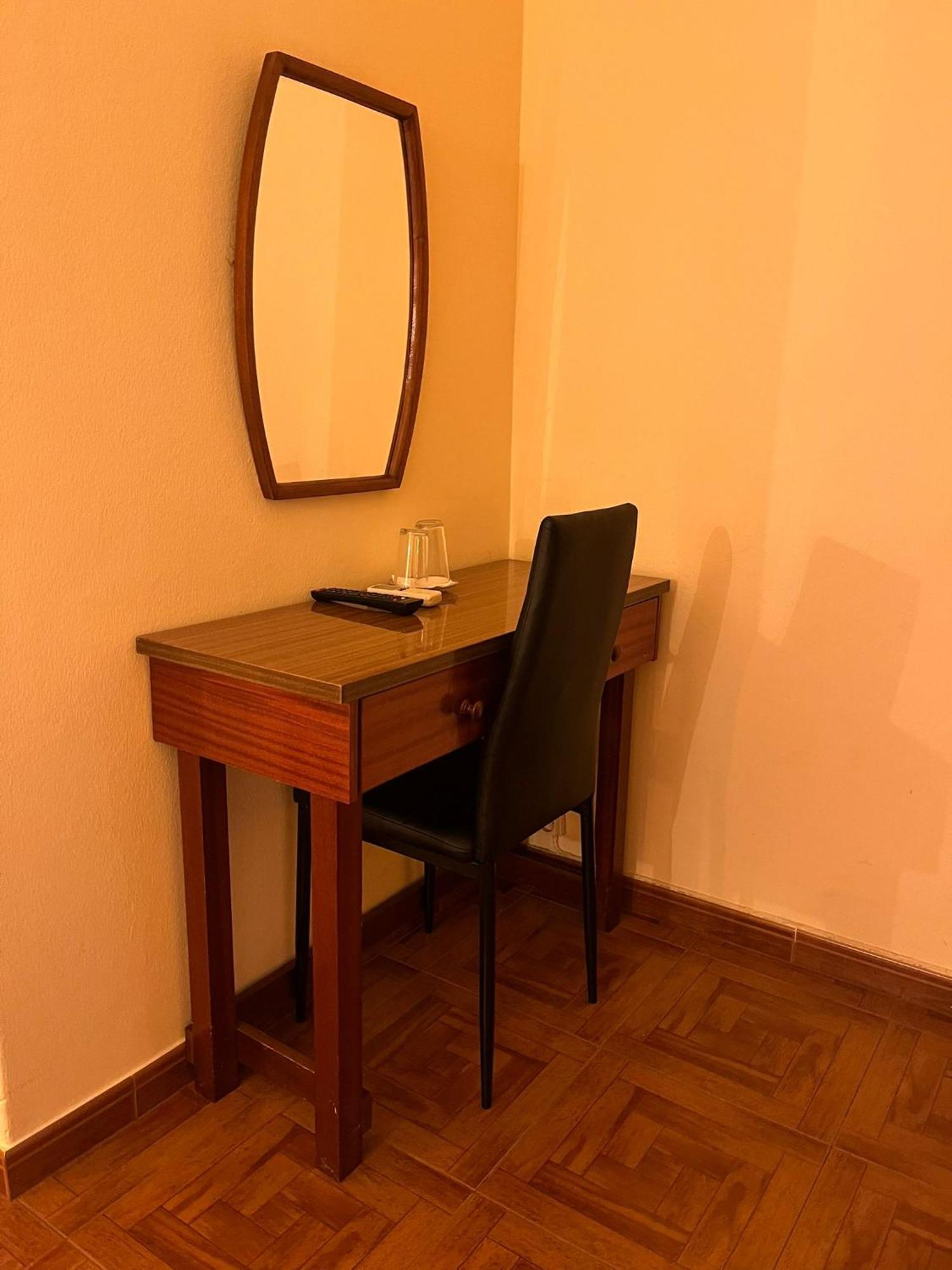 Romeu Bed and Breakfast Quarteira Εξωτερικό φωτογραφία