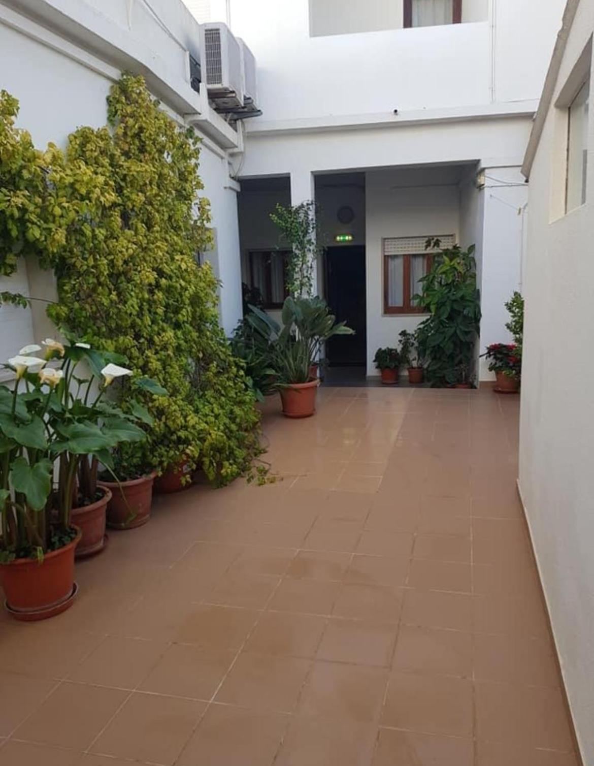 Romeu Bed and Breakfast Quarteira Εξωτερικό φωτογραφία