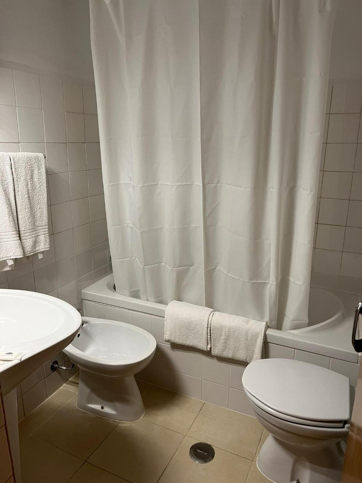 Romeu Bed and Breakfast Quarteira Εξωτερικό φωτογραφία