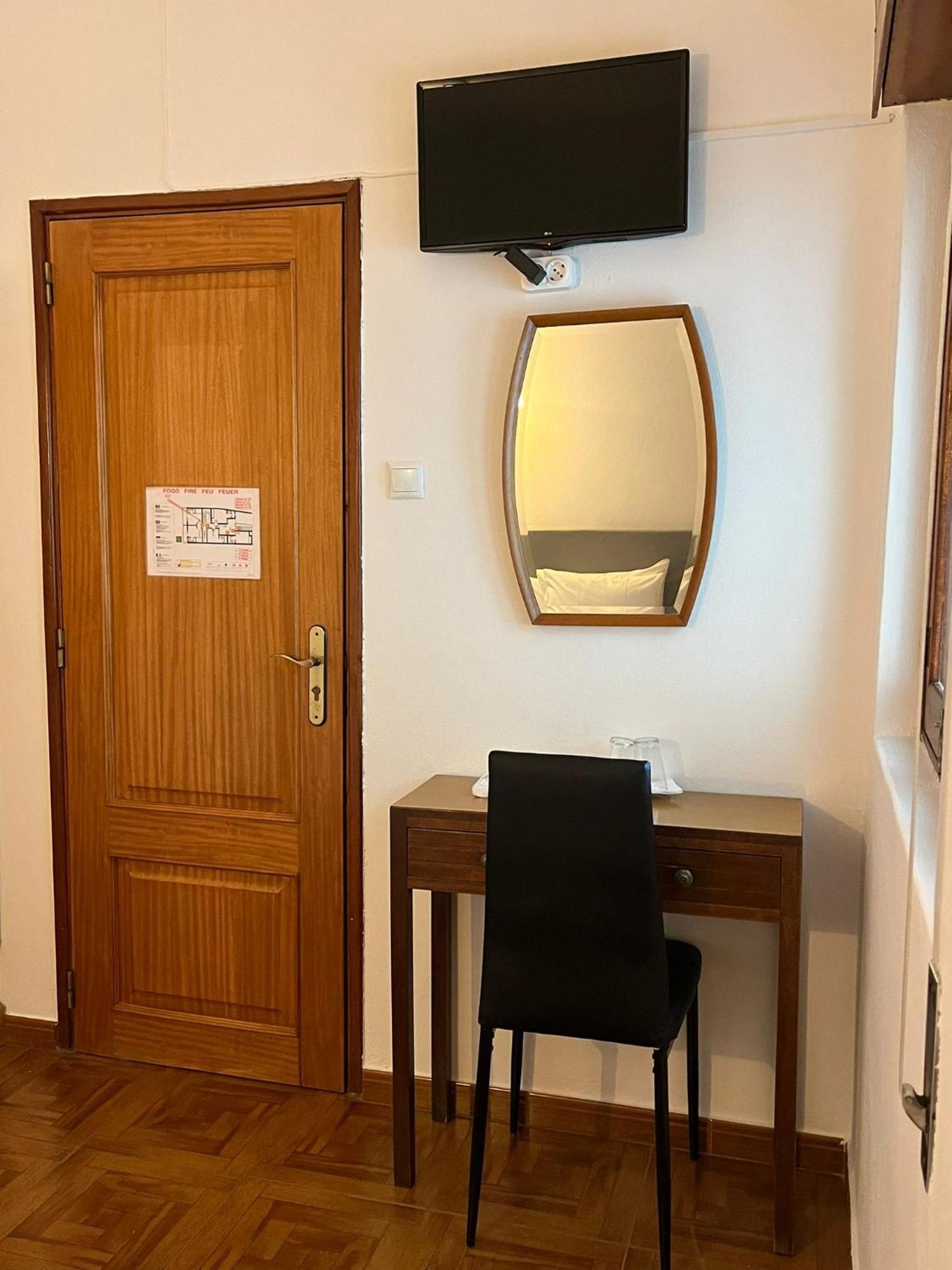 Romeu Bed and Breakfast Quarteira Εξωτερικό φωτογραφία